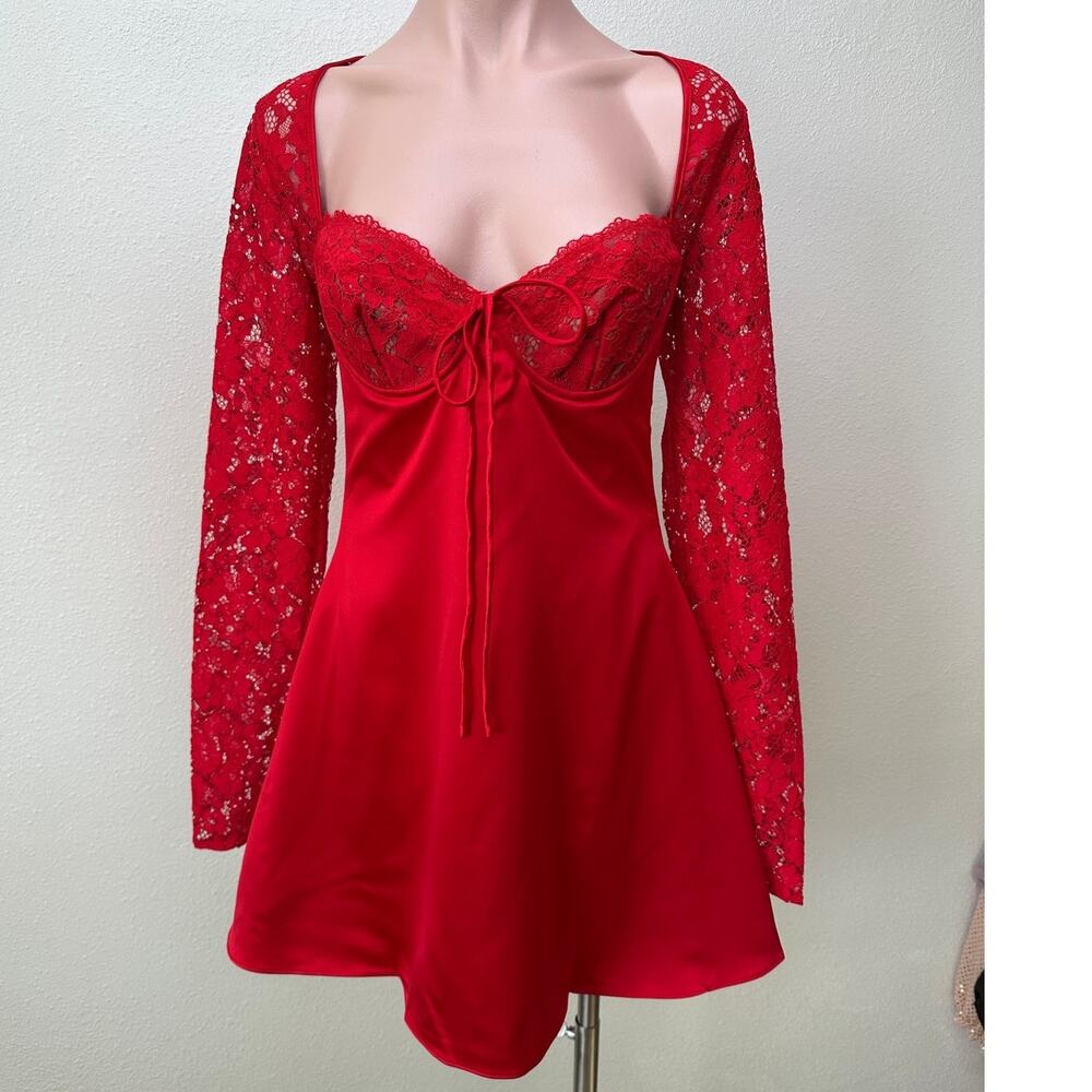 NWT House of CB Jennica Red Lace Sleeve Bustier Satin Mini Dress M